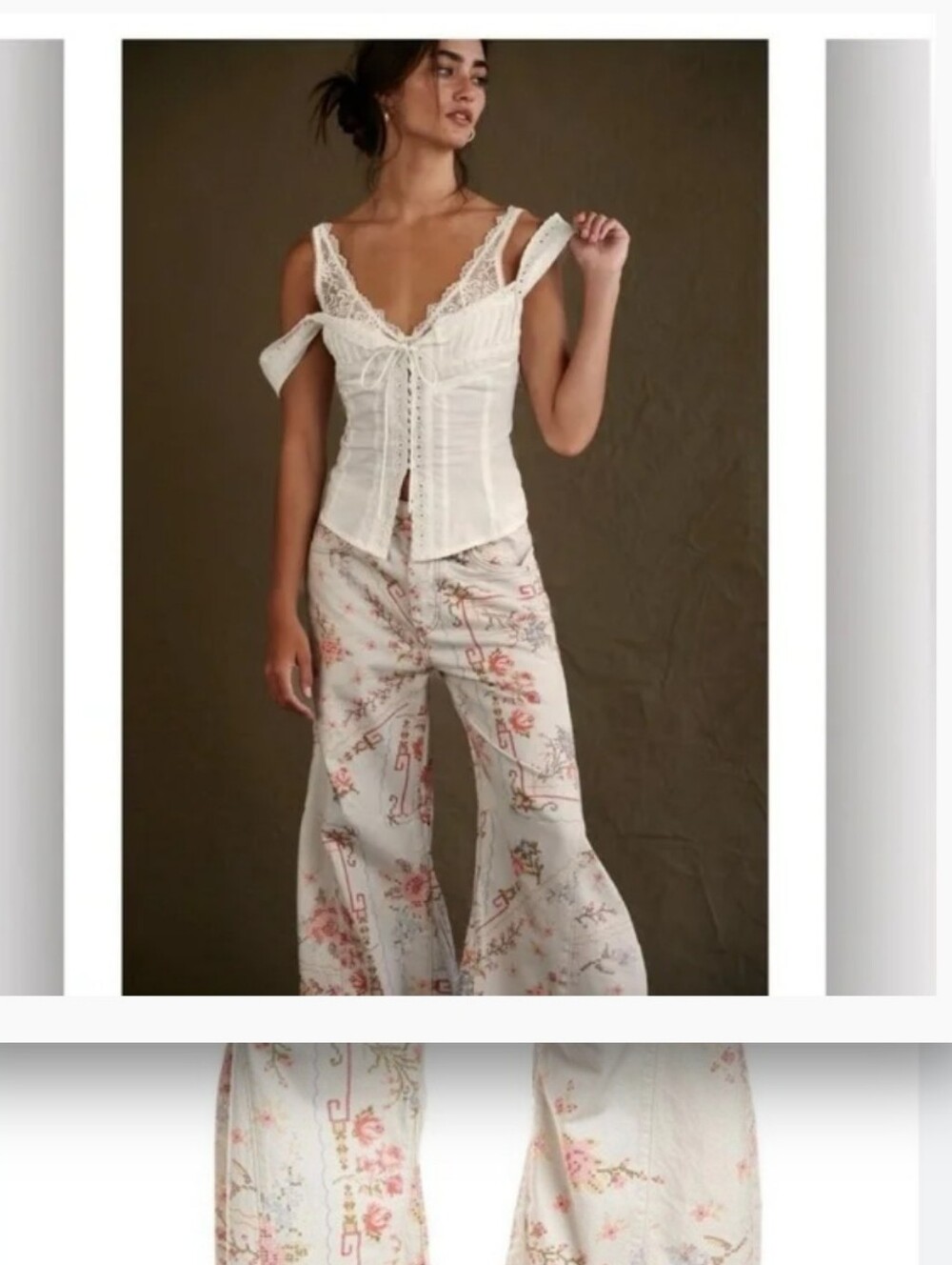 Embroidered Print EDEN Barrel Jean